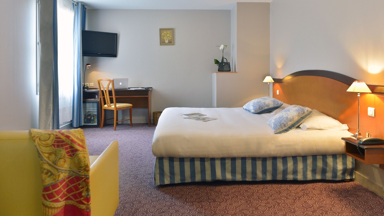 Photo of Bedroom in Solaize