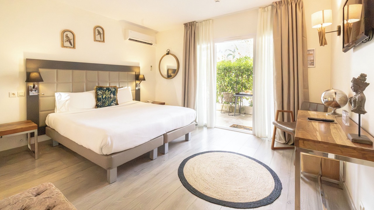 Photo of Bedroom in Cap-d'Antibes