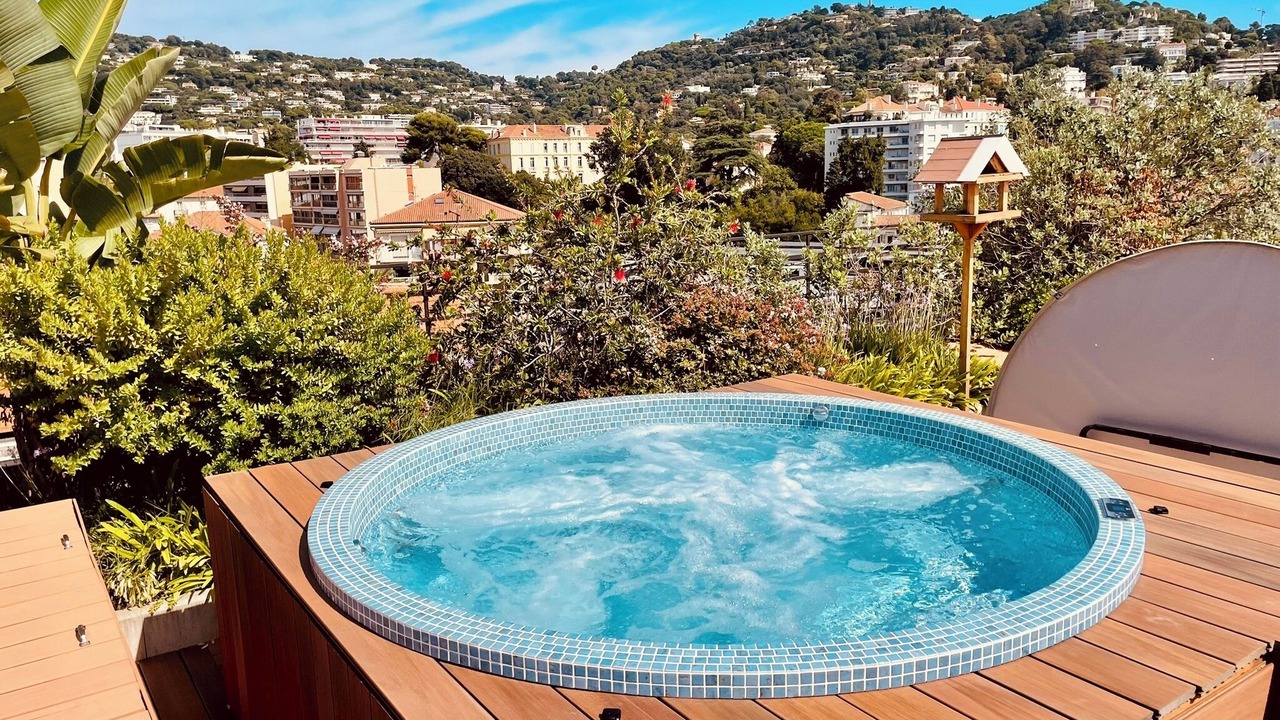 Photo of Outdoor in Cannes City Centre