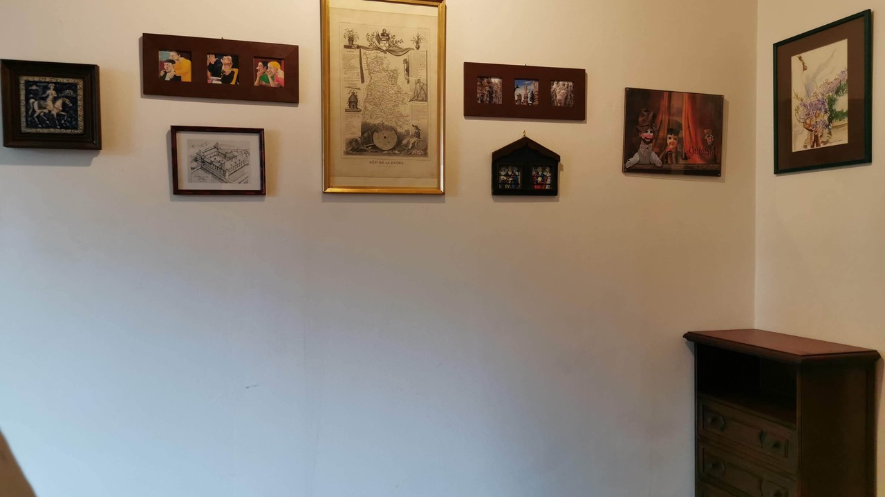 Photo of Others in Lens-Lestang
