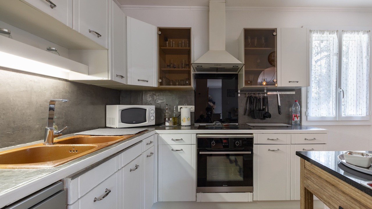 Photo of Kitchen in Mazan