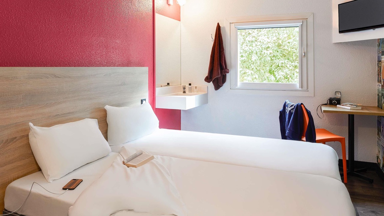 Photo of Bedroom in Meyreuil