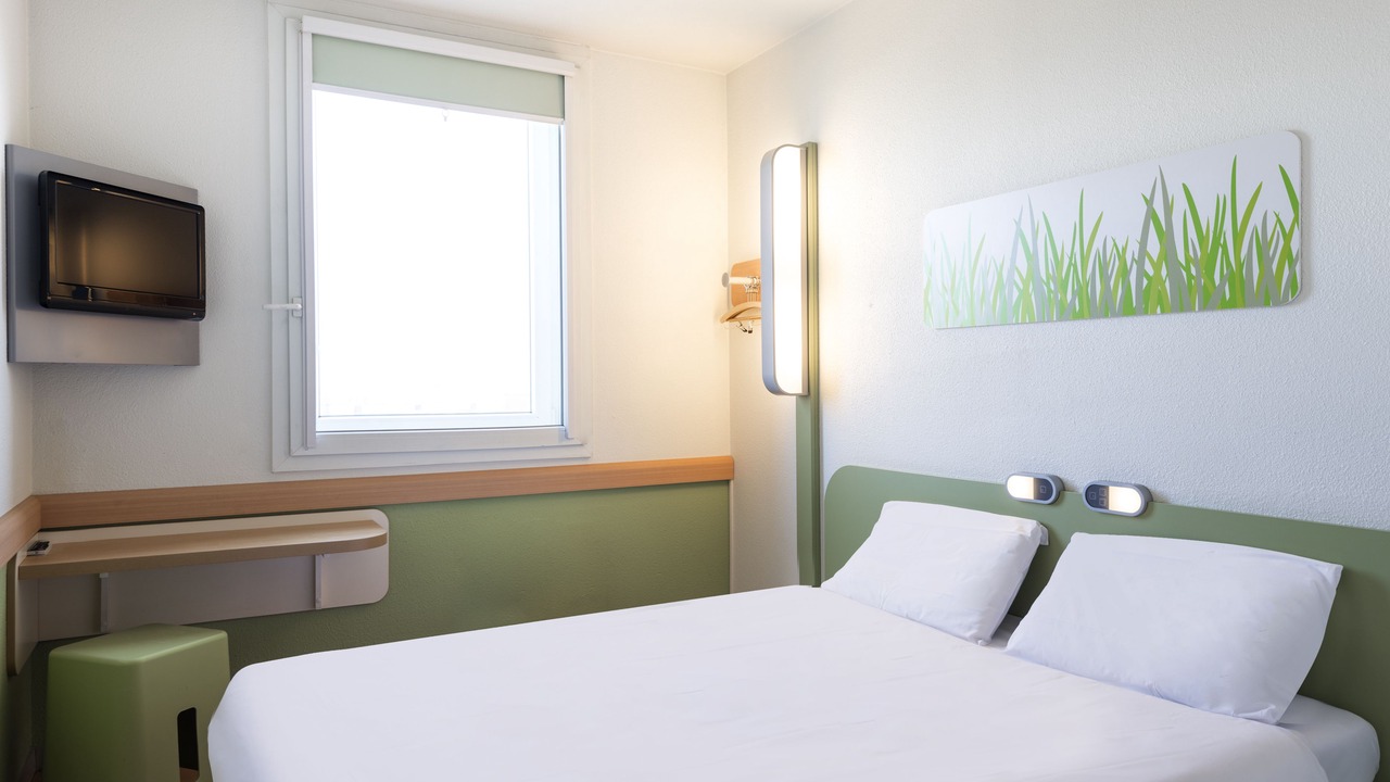 Photo of Bedroom in Saint-Genis-Laval