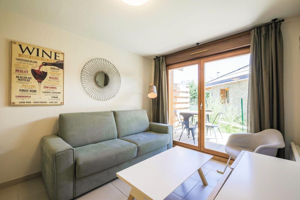Photo of Livingroom in Saint-Etienne-en-Devoluy
