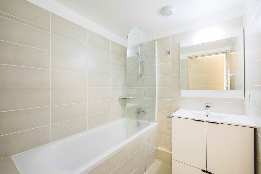 Photo of Bathroom in Saint-Etienne-en-Devoluy