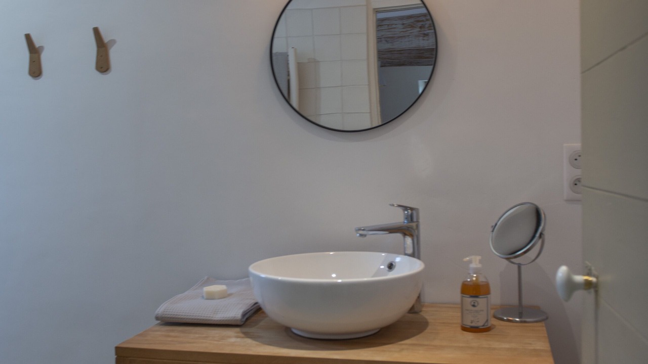 Photo of Bathroom in Lourmarin