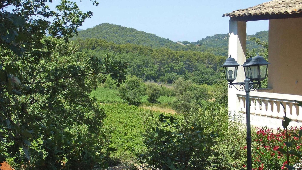 Photo of Others in Menerbes