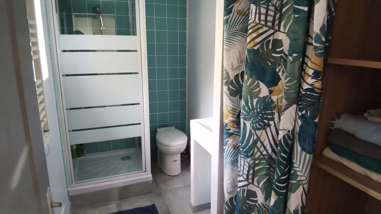 Photo of Bathroom in La Couronne