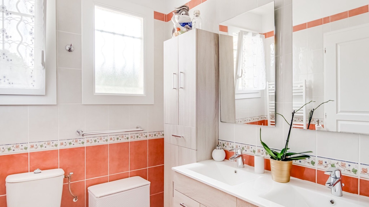 Photo of Bathroom in Lagarde Pareol