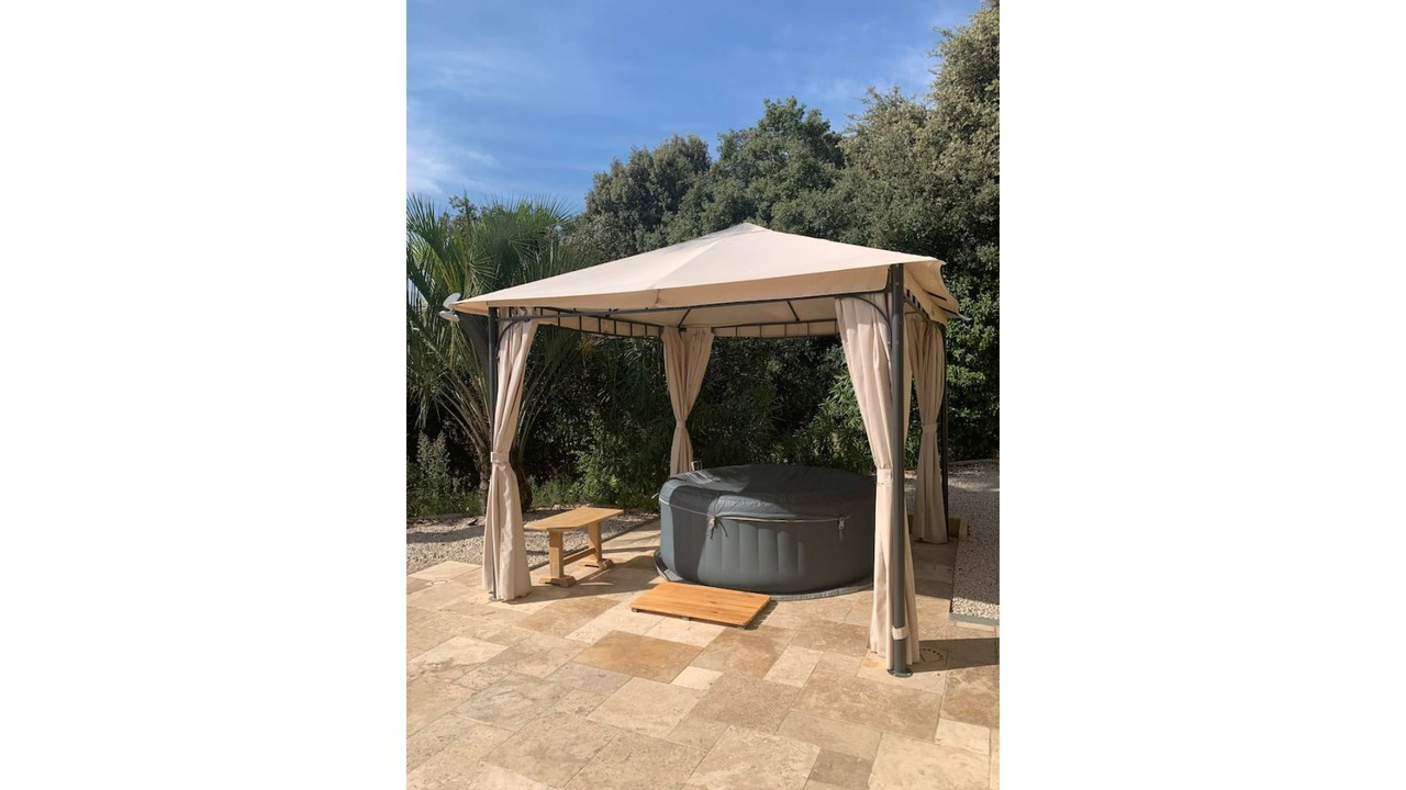 Photo of Patio Balcony in Campagnan