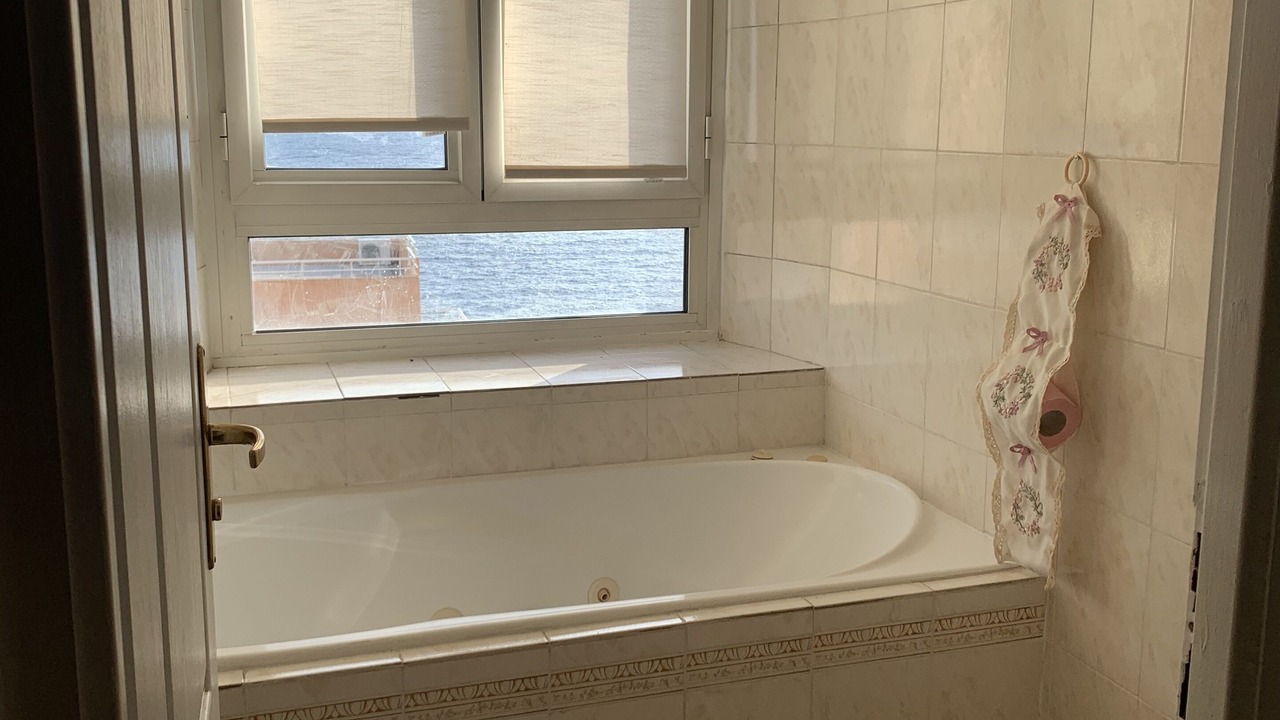 Photo of Bathroom in Le Trayas
