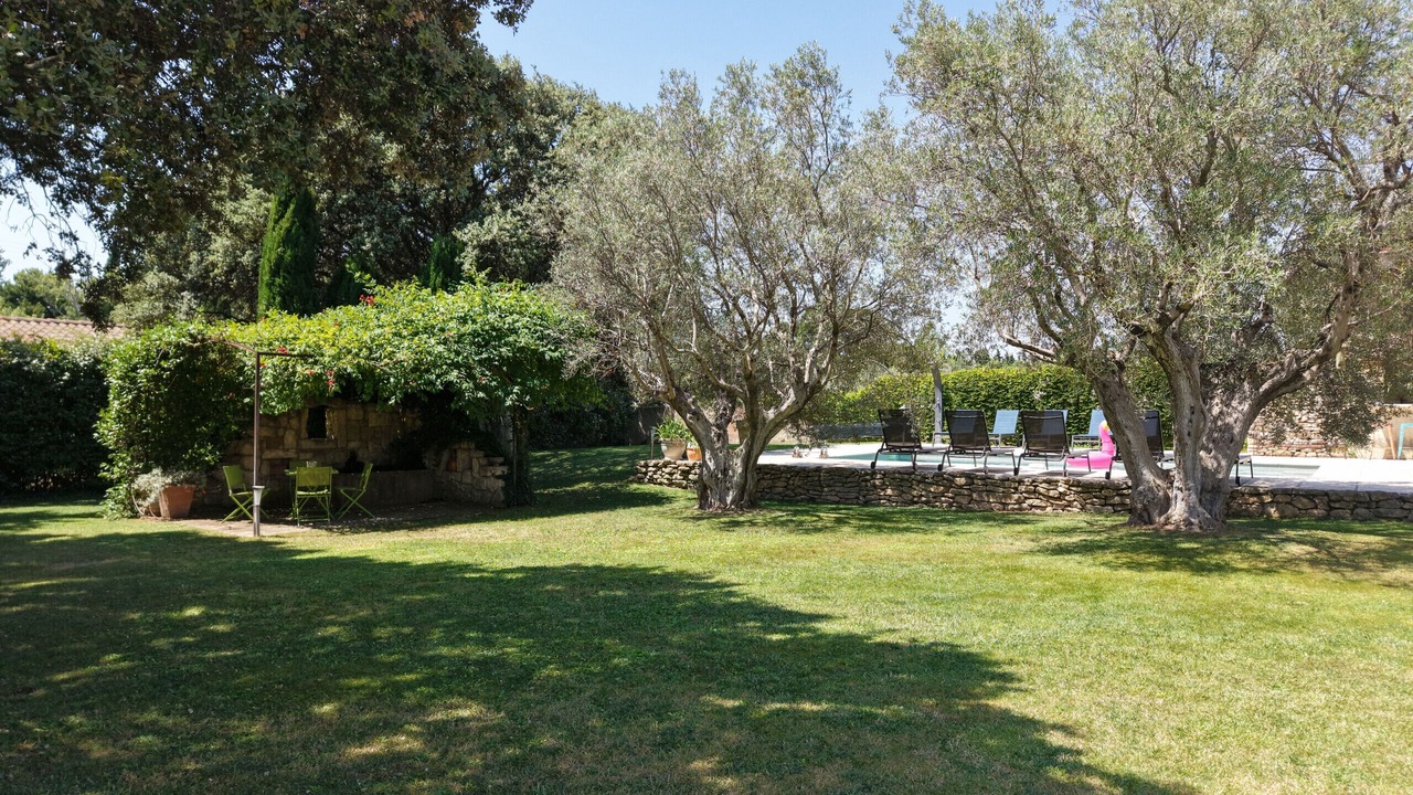 Photo of Outdoor in Aureille