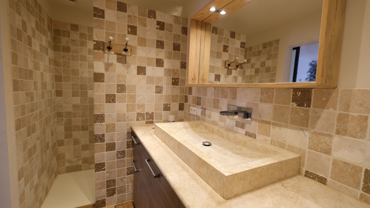 Photo of Bathroom in Aureille