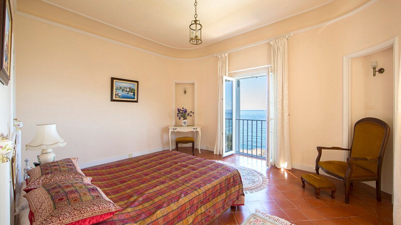 Photo of Bedroom in Saint-Aygulf