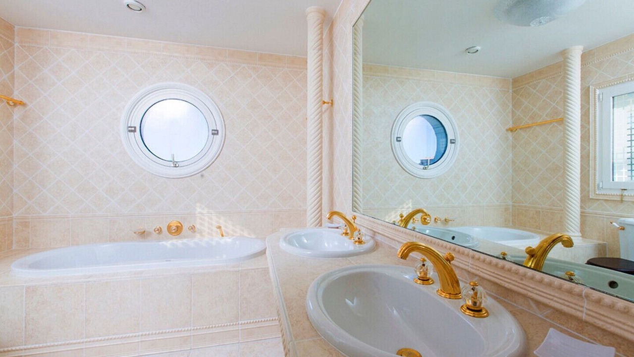 Photo of Bathroom in Saint-Aygulf