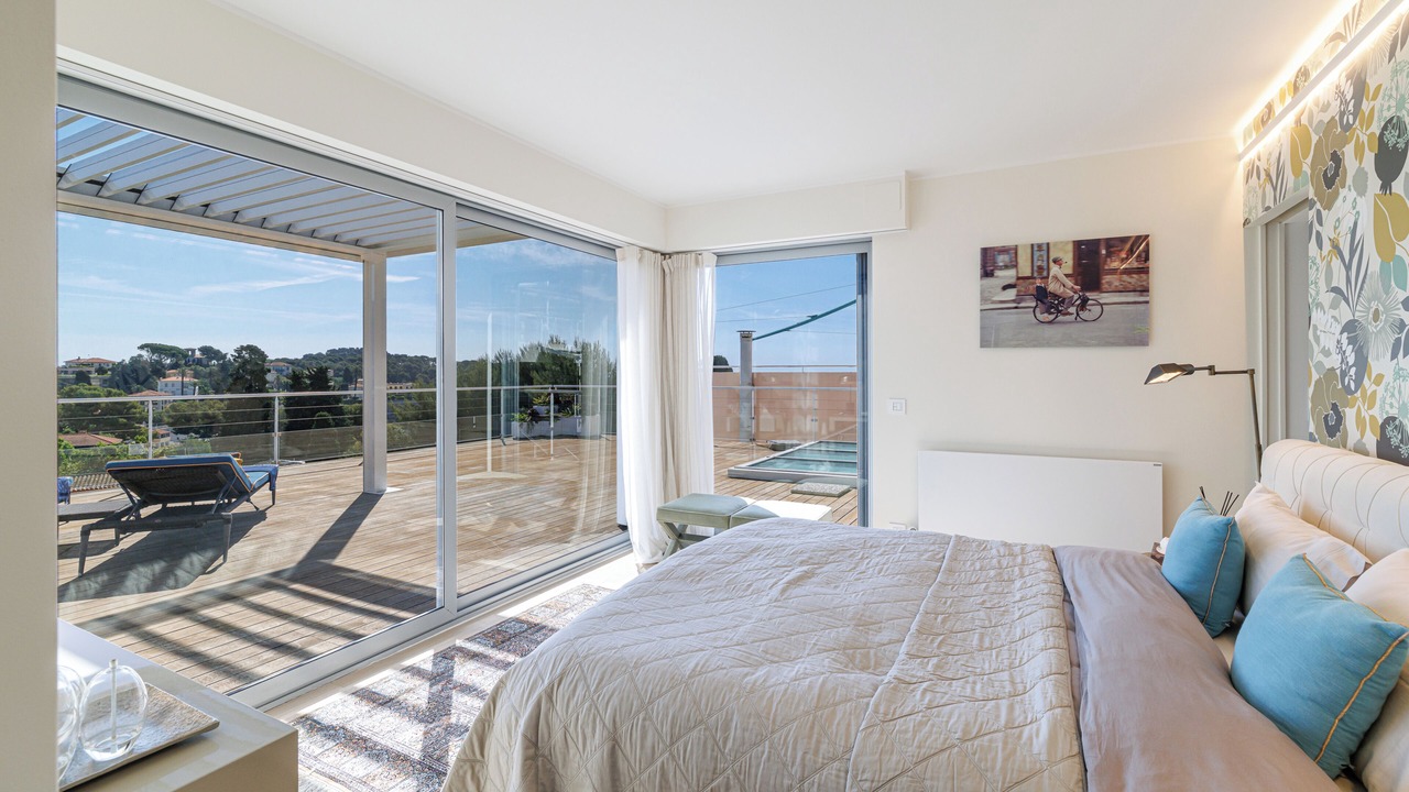 Photo of Bedroom in Cap-Ferrat