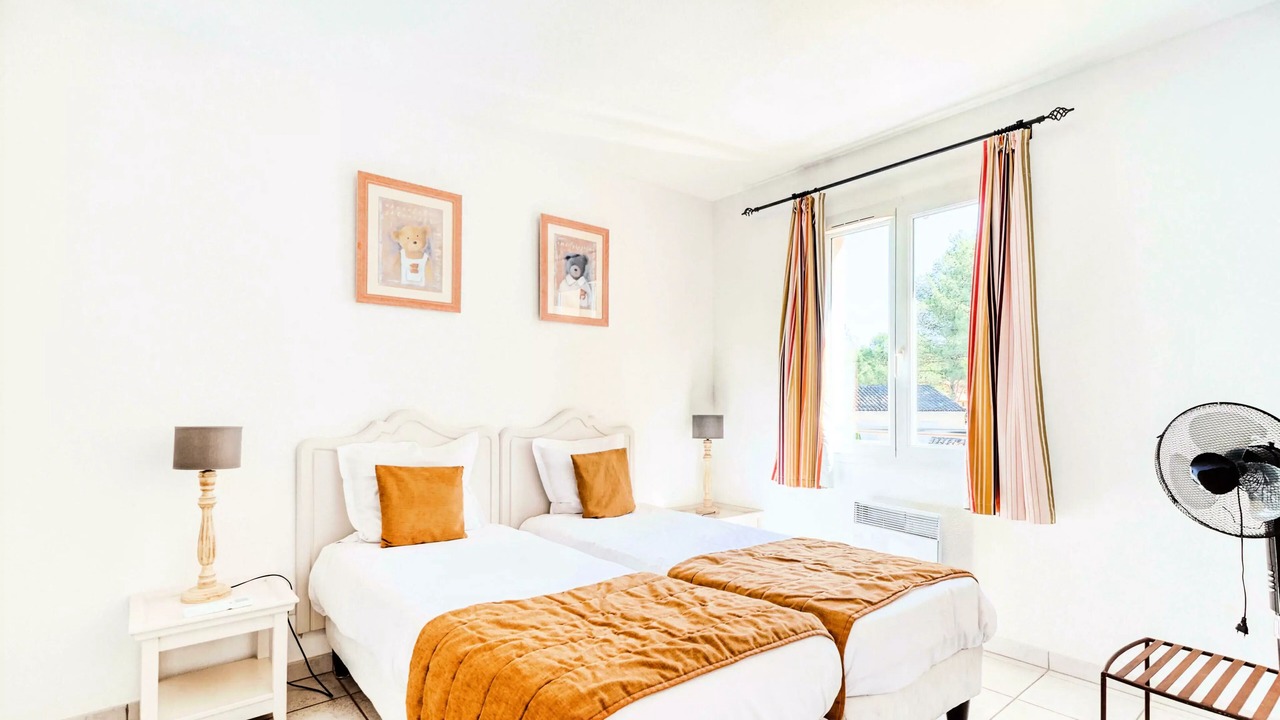 Photo of Bedroom in Pont Royal
