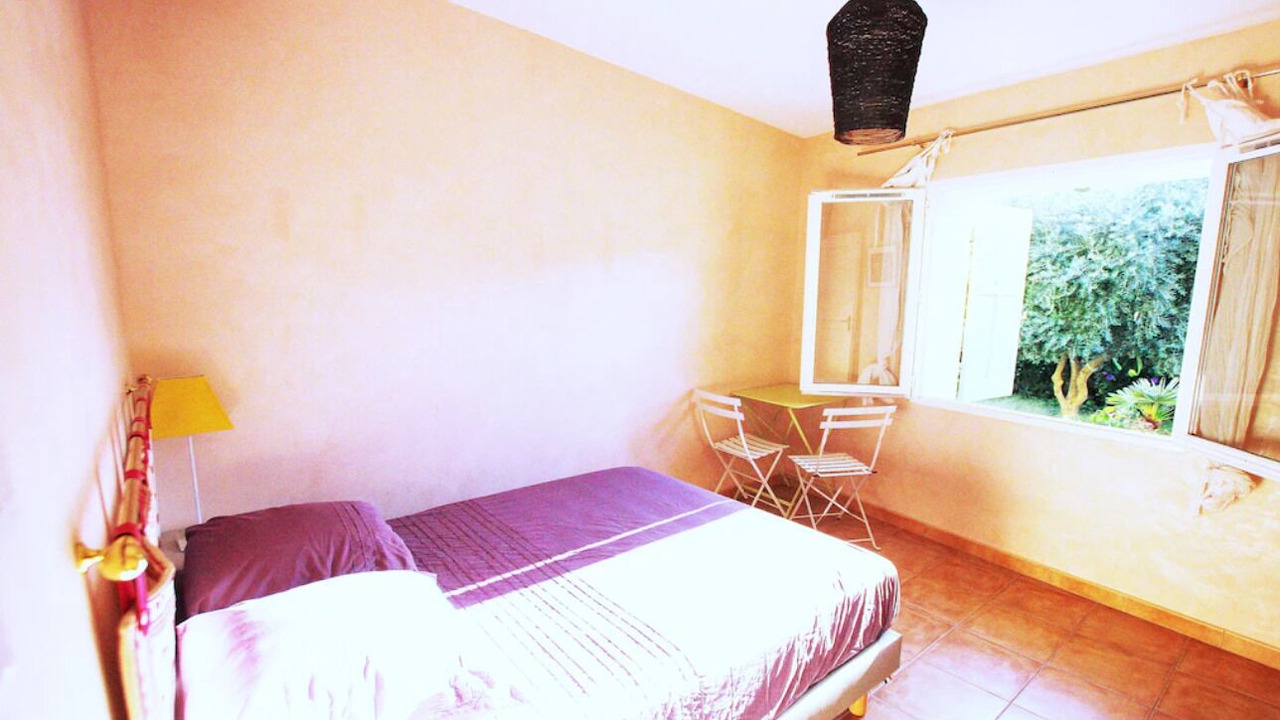 Photo of Bedroom in Sanary-sur-Mer