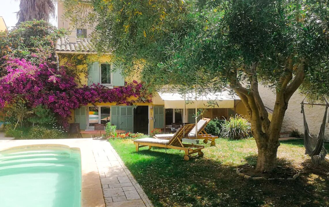 Photo of Outdoor in Sanary-sur-Mer