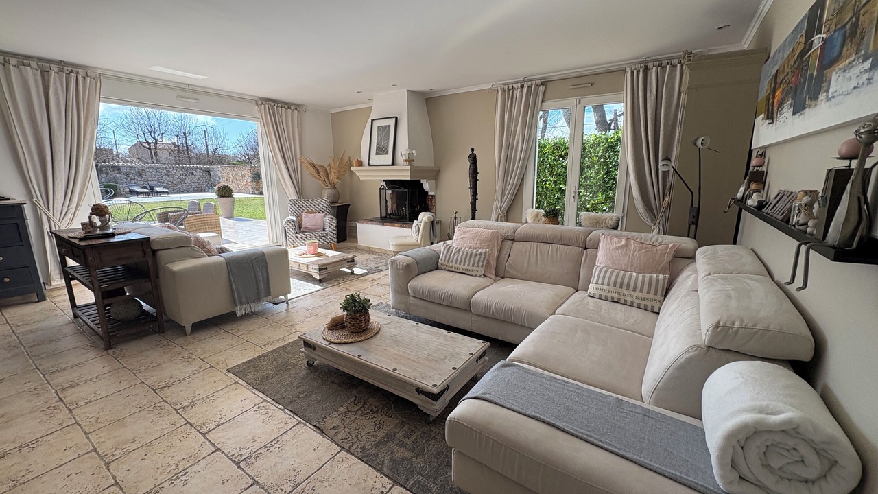 Photo of Livingroom in Saint-Vallier-de-Thiey
