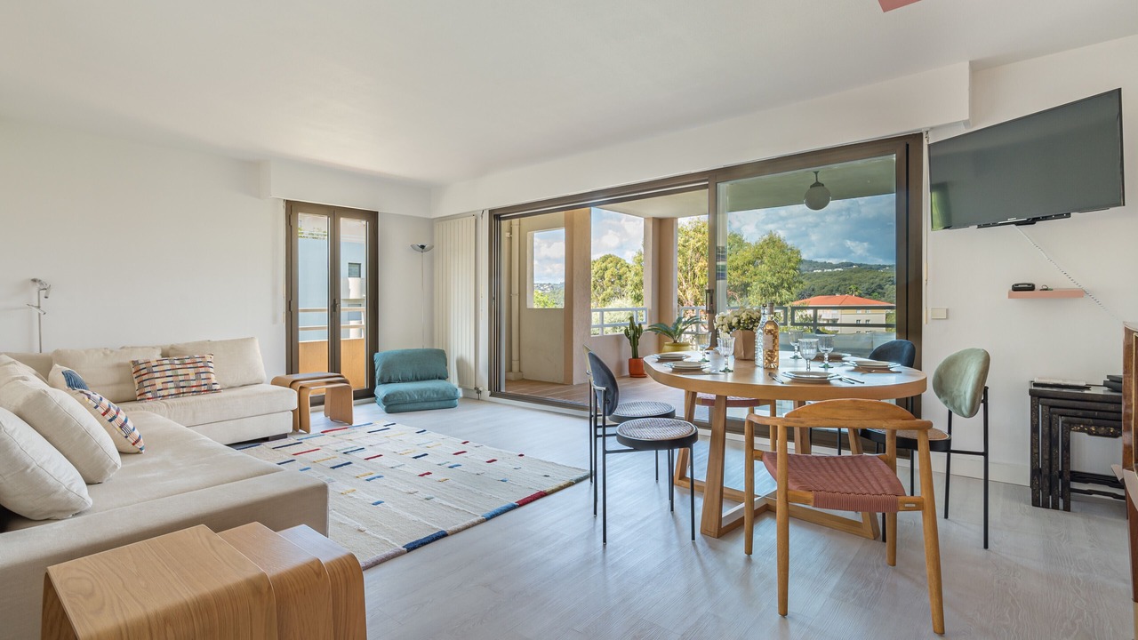 Photo of Livingroom in Antibes