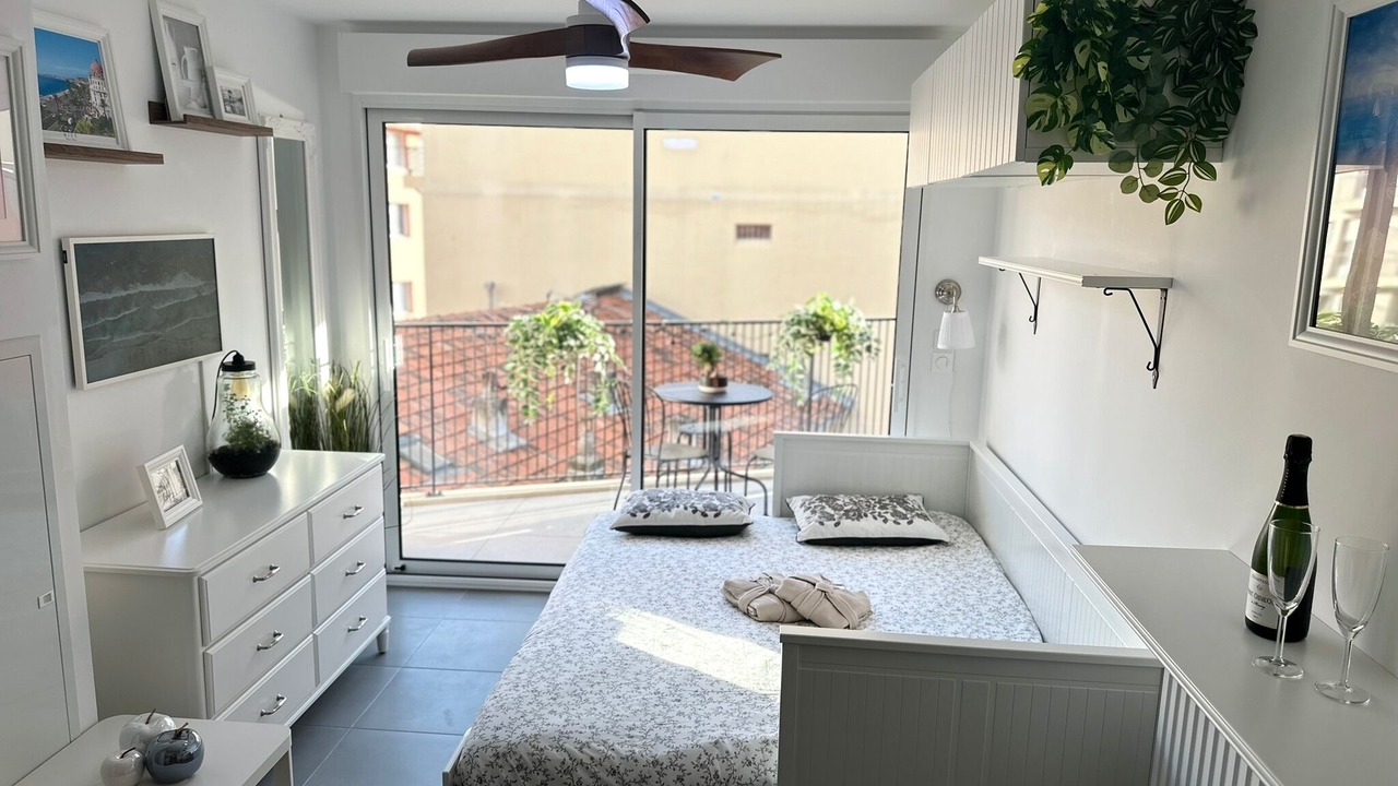 Photo of Bedroom in Riquier