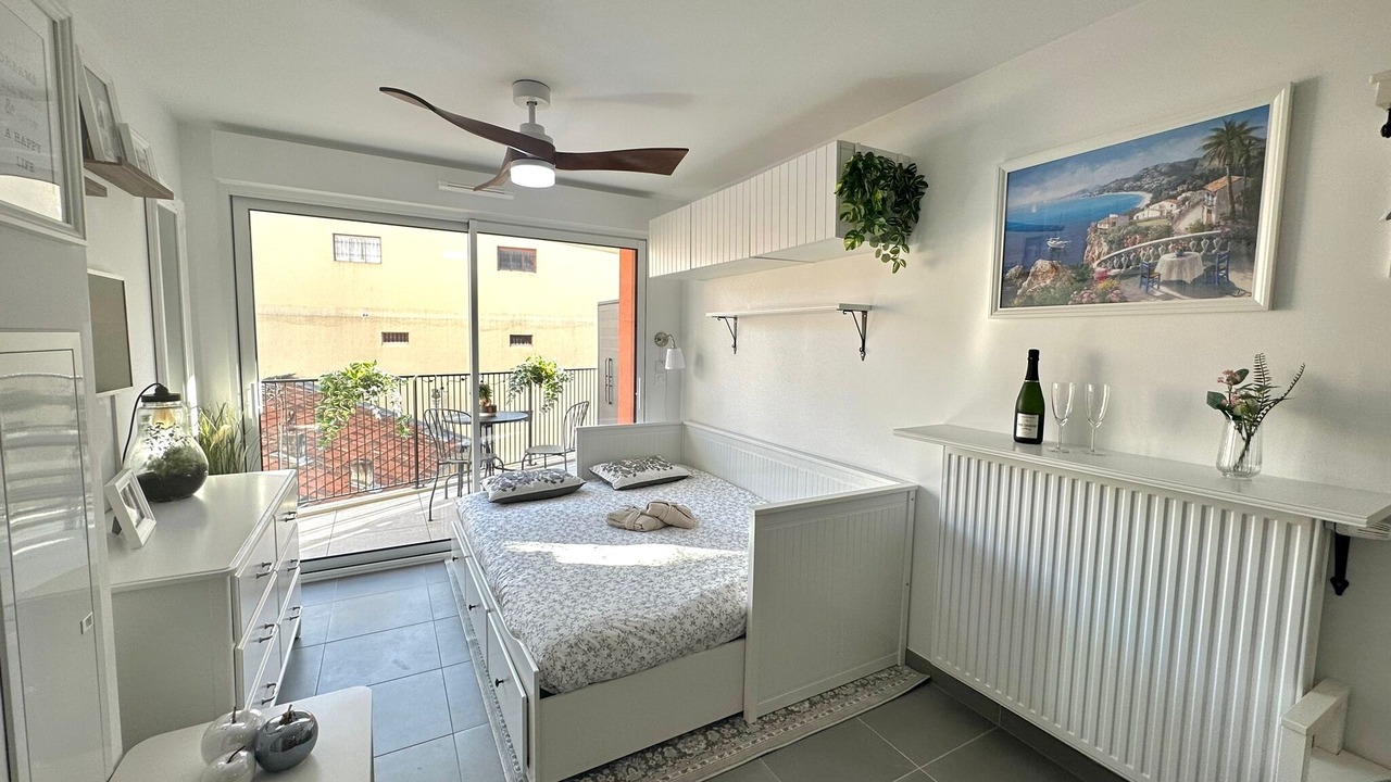 Photo of Bedroom in Riquier