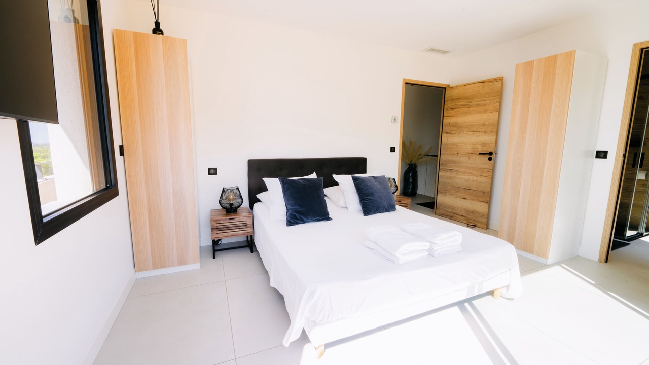 Photo of Bedroom in La Cadiere-d'Azur