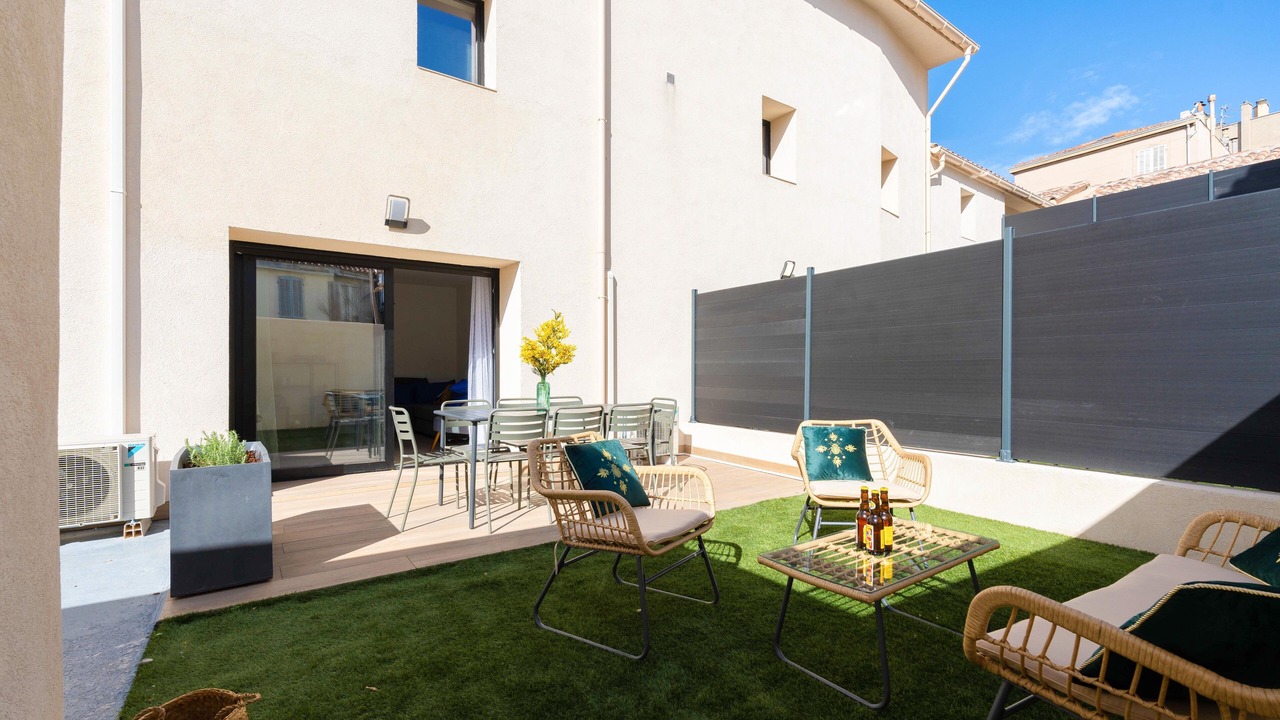 Photo of Patio Balcony in Menpenti
