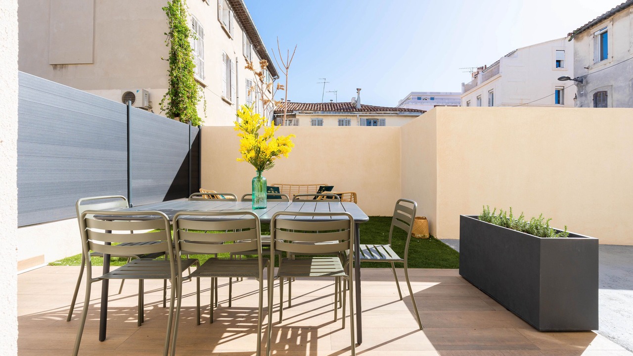 Photo of Patio Balcony in Menpenti