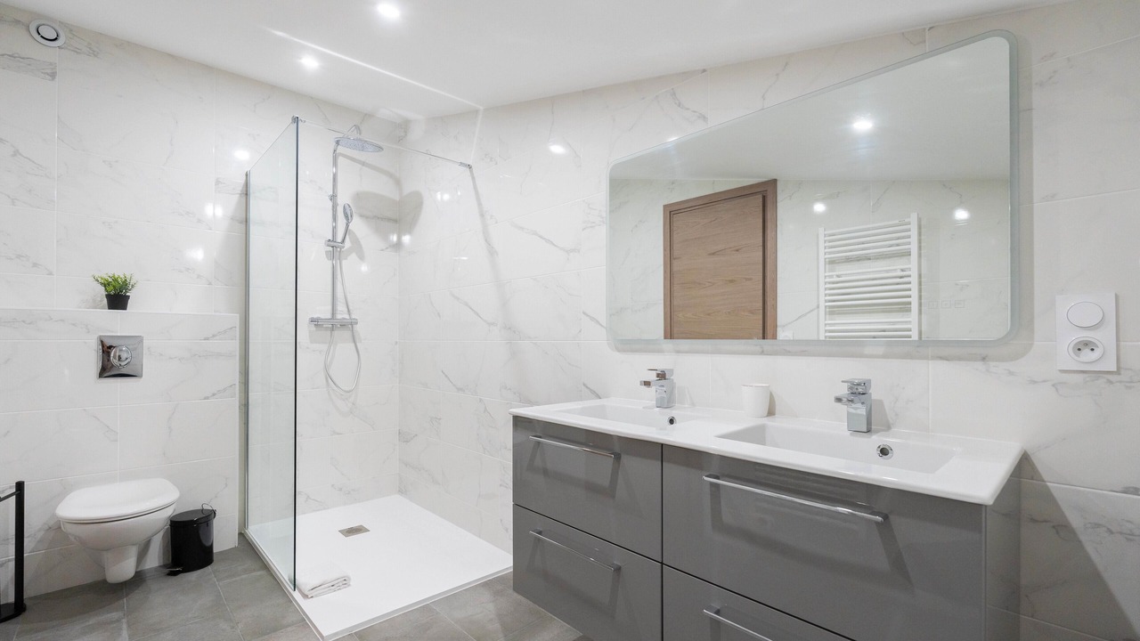 Photo of Bathroom in Menpenti