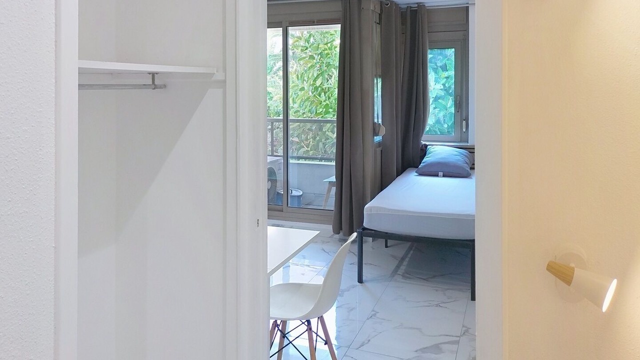 Photo of Bedroom in Juan-les-Pins
