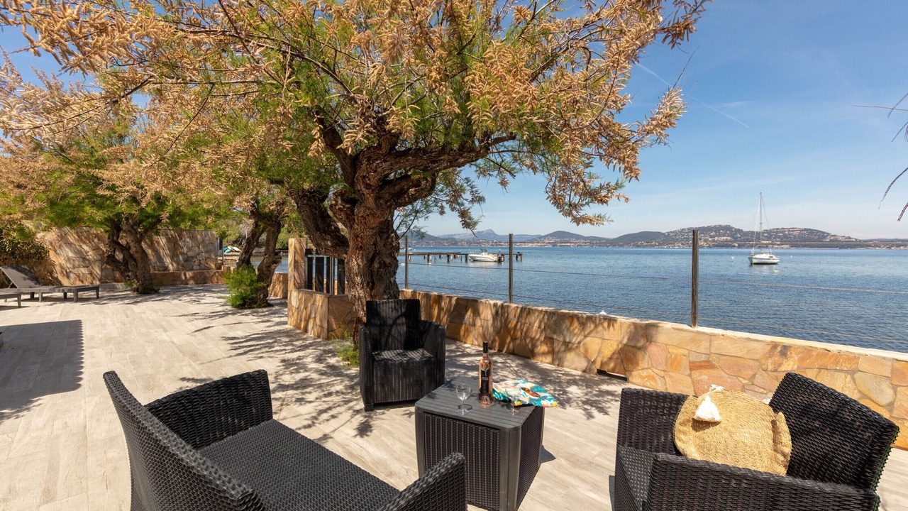 Photo of Patio Balcony in Giens