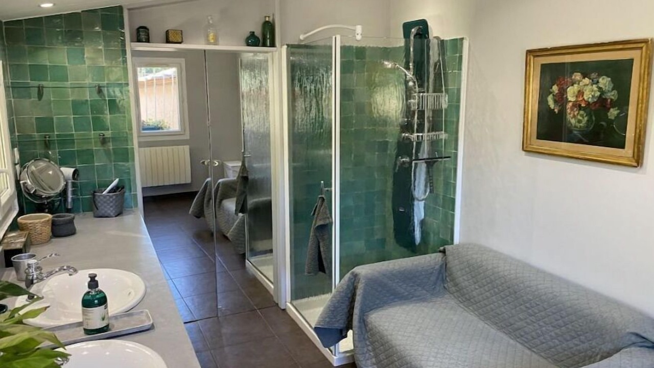 Photo of Bathroom in La Bouilladisse
