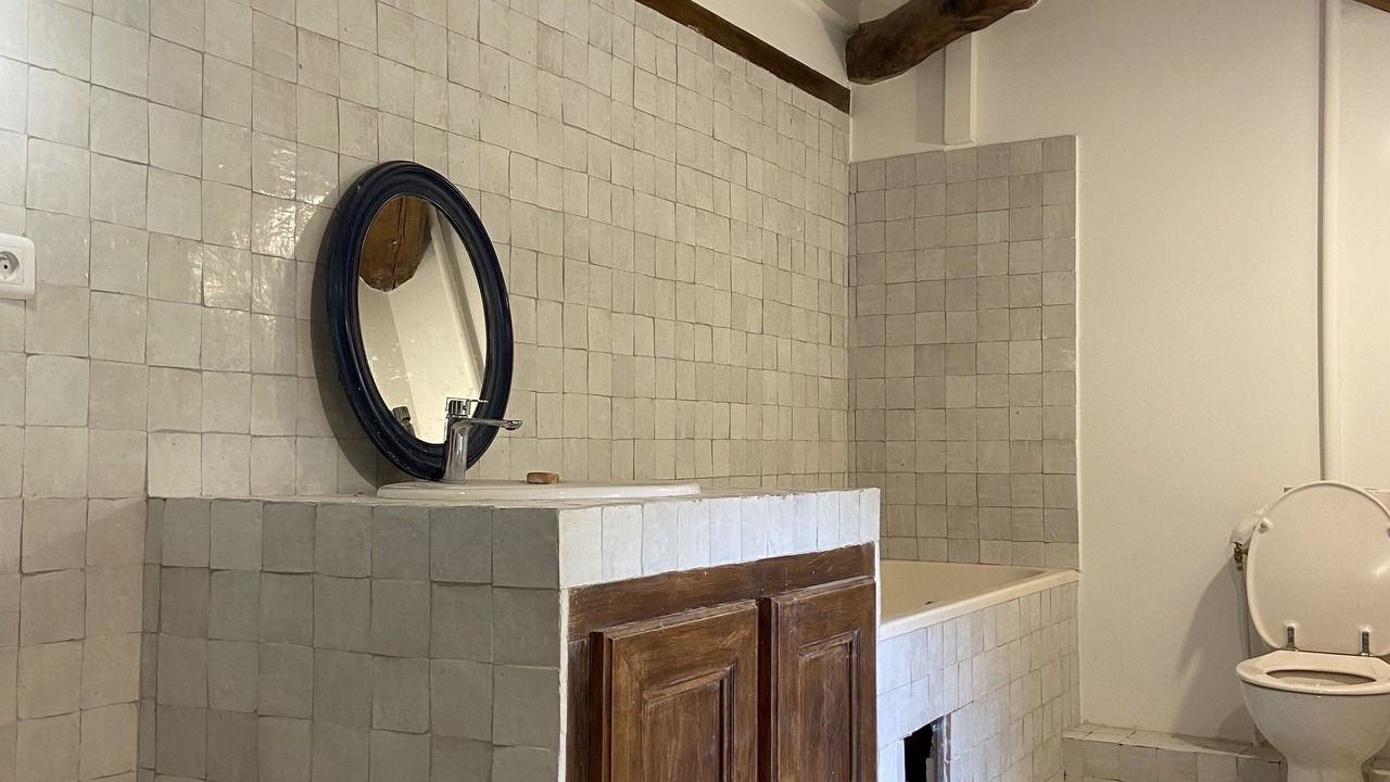 Photo of Bathroom in 7th Arrondissement
