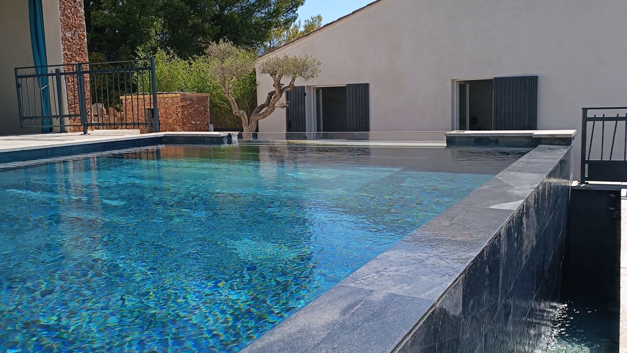 Photo of Outdoor in Aureille