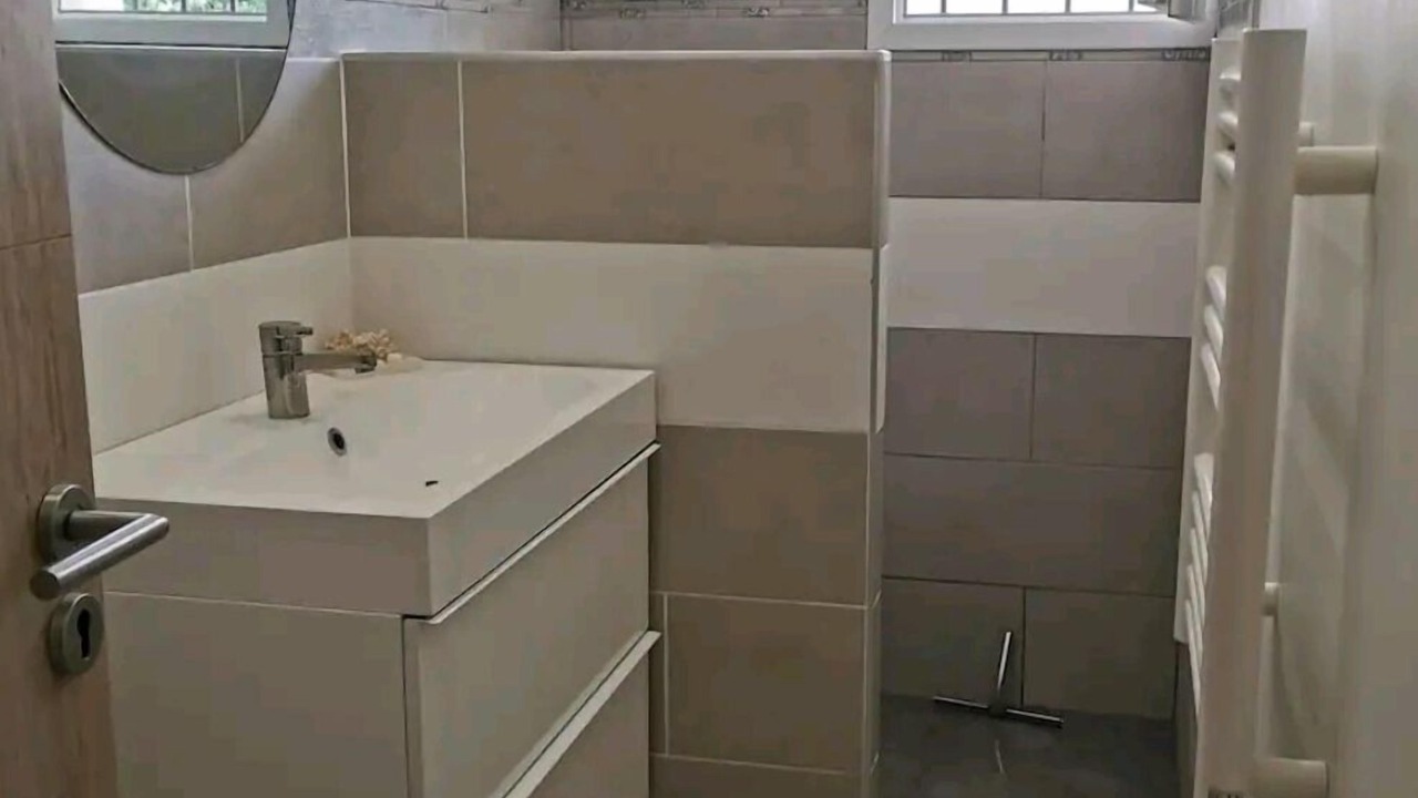 Photo of Bathroom in Saint-Cannat