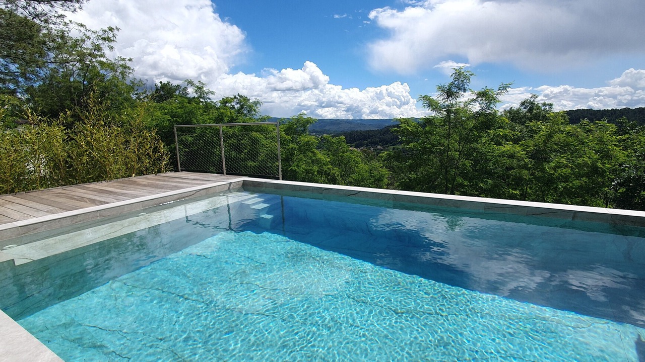 Photo of Outdoor in Mercuer
