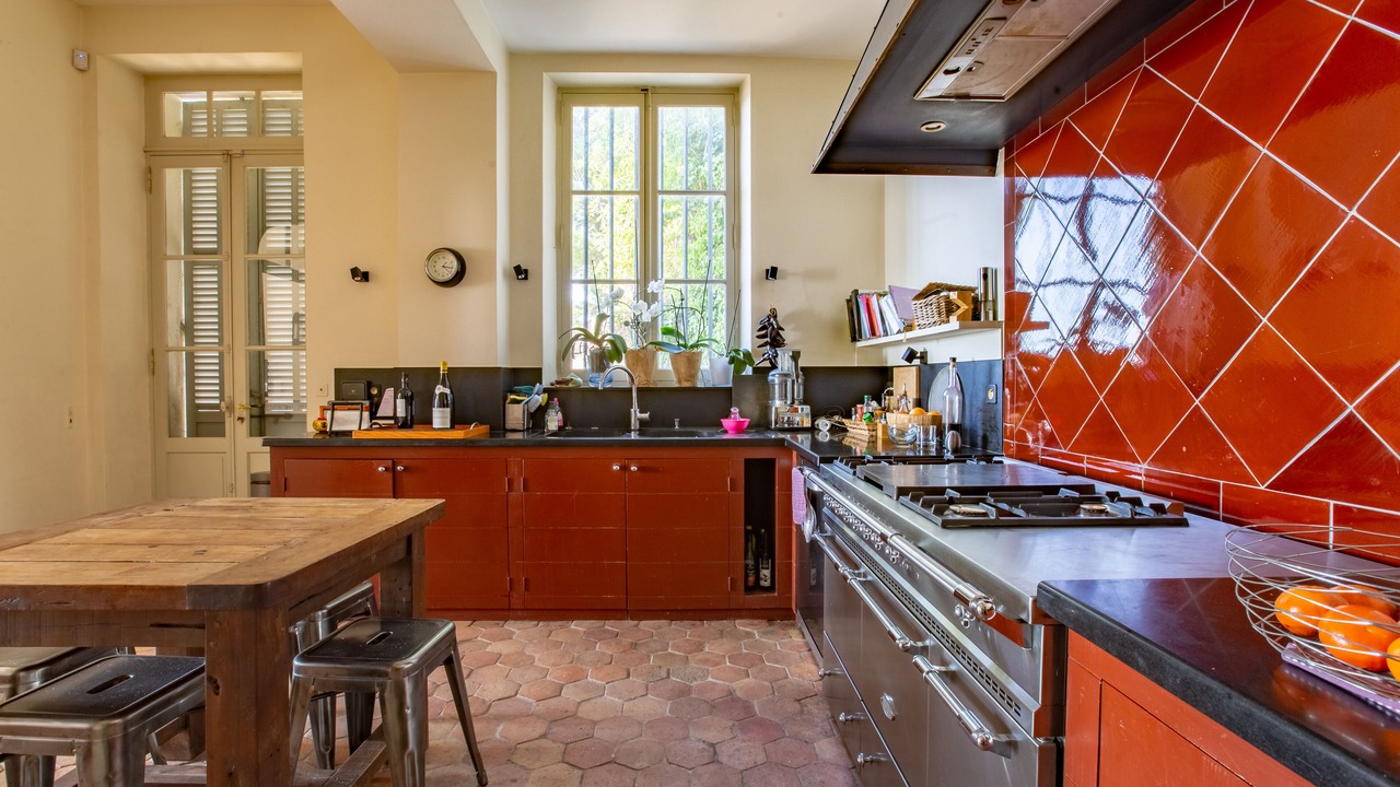 Photo of Kitchen in Roucas-Blanc