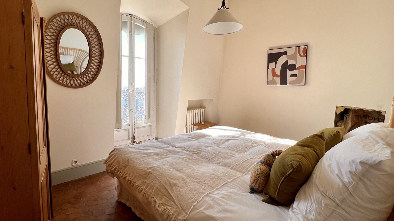Photo of Bedroom in Roucas-Blanc