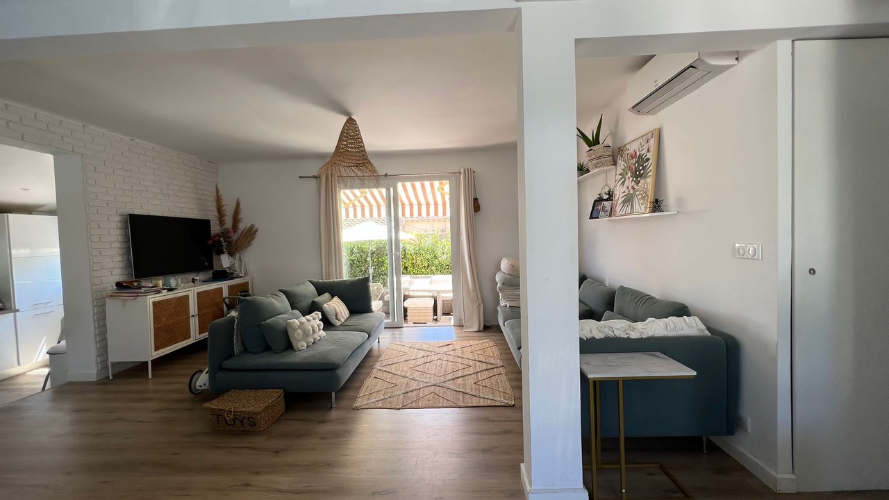 Photo of Livingroom in Antibes