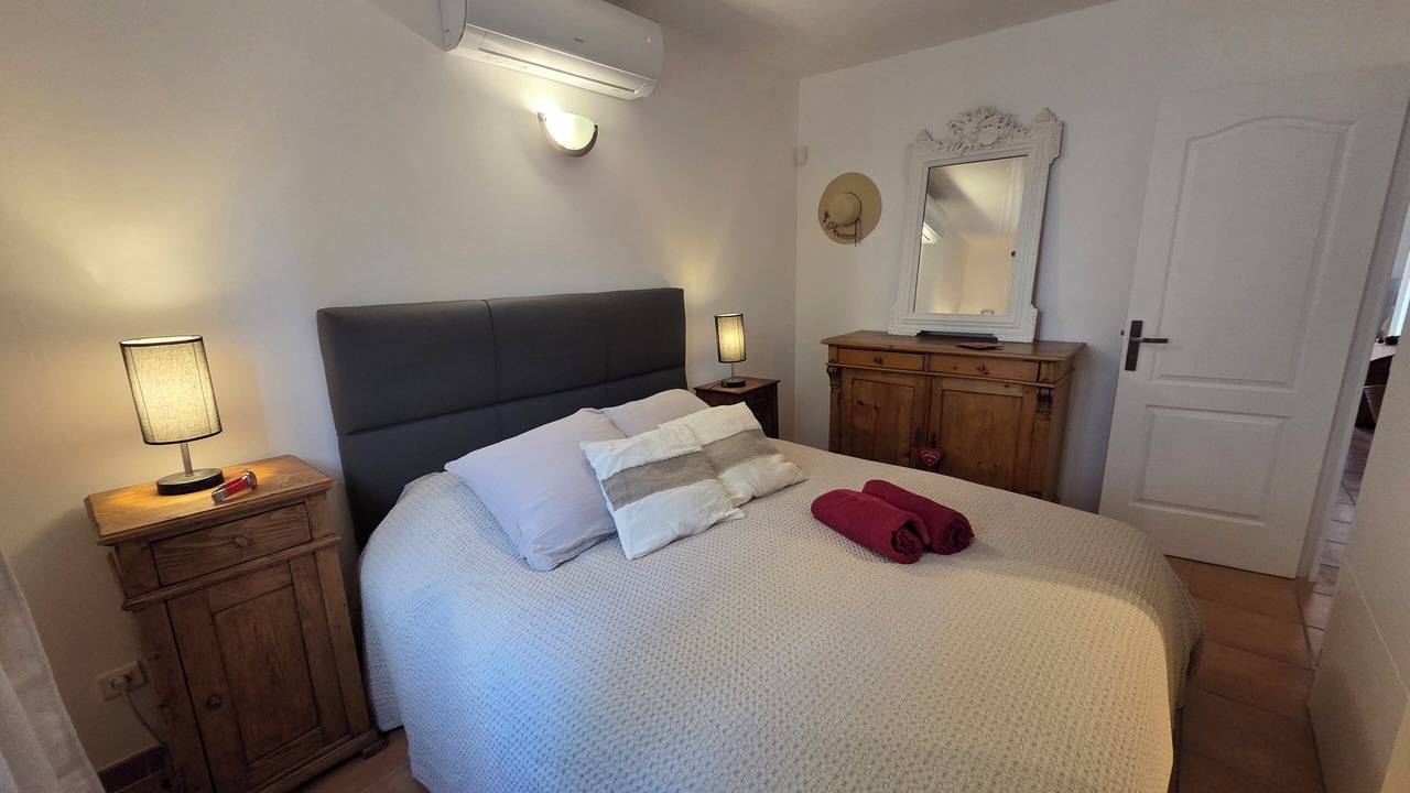 Photo of Bedroom in St.-Remy-de-Provence