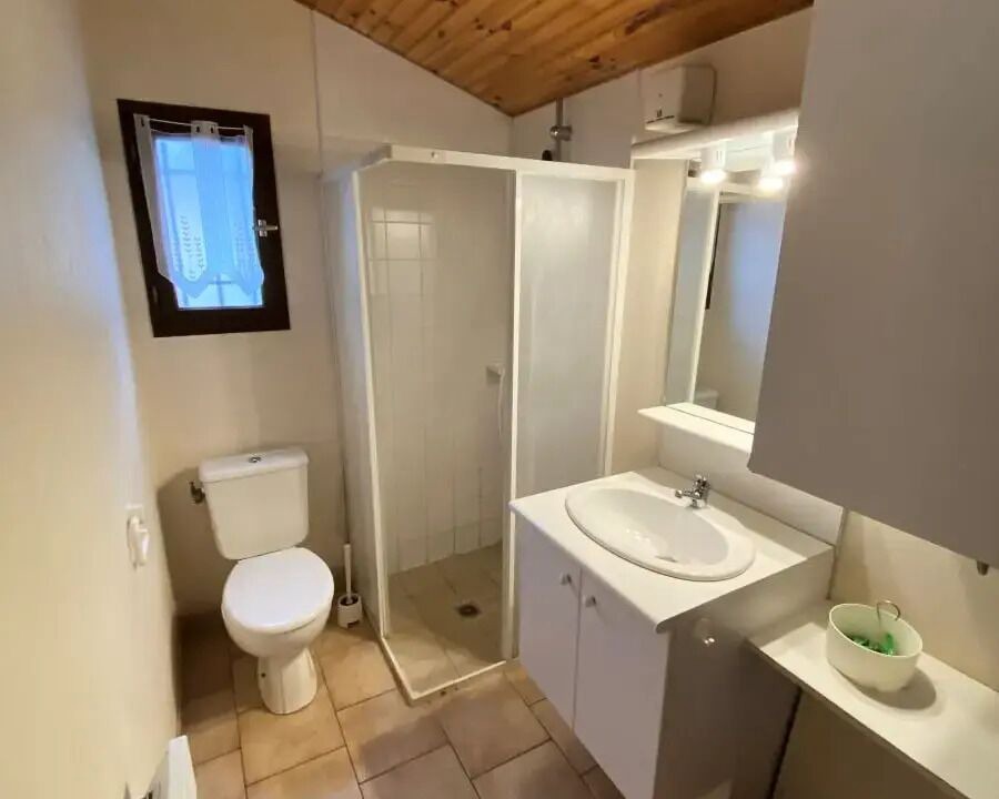 Photo of Bathroom in Saint-Rome-de-Tarn
