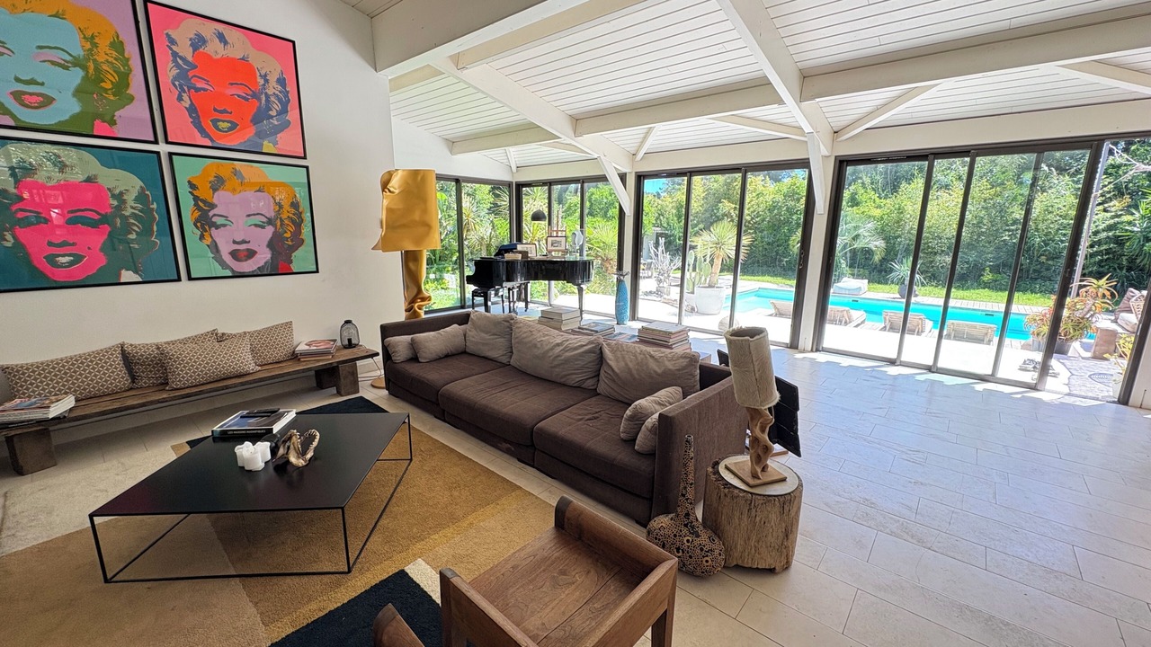 Photo of Livingroom in Saint-Tropez