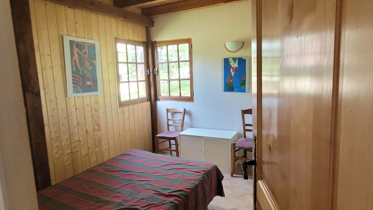 Photo of Bedroom in Saint-Etienne-en-Devoluy