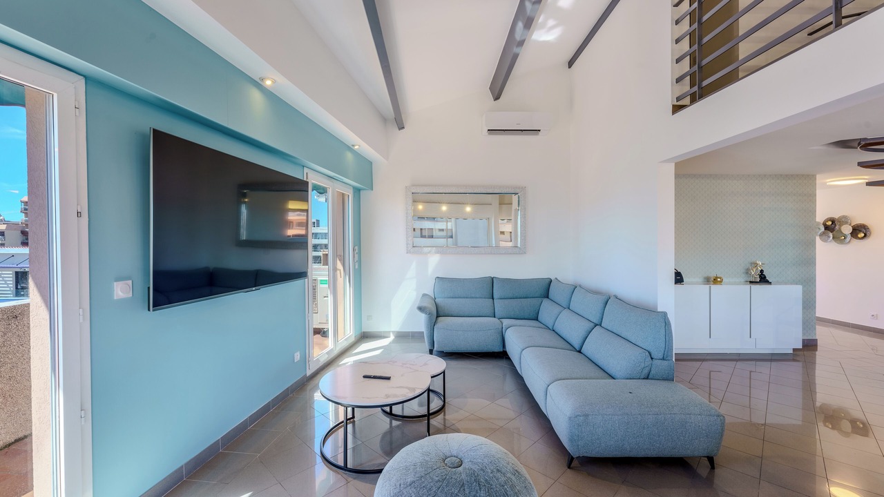 Photo of Livingroom in Frejus Plage