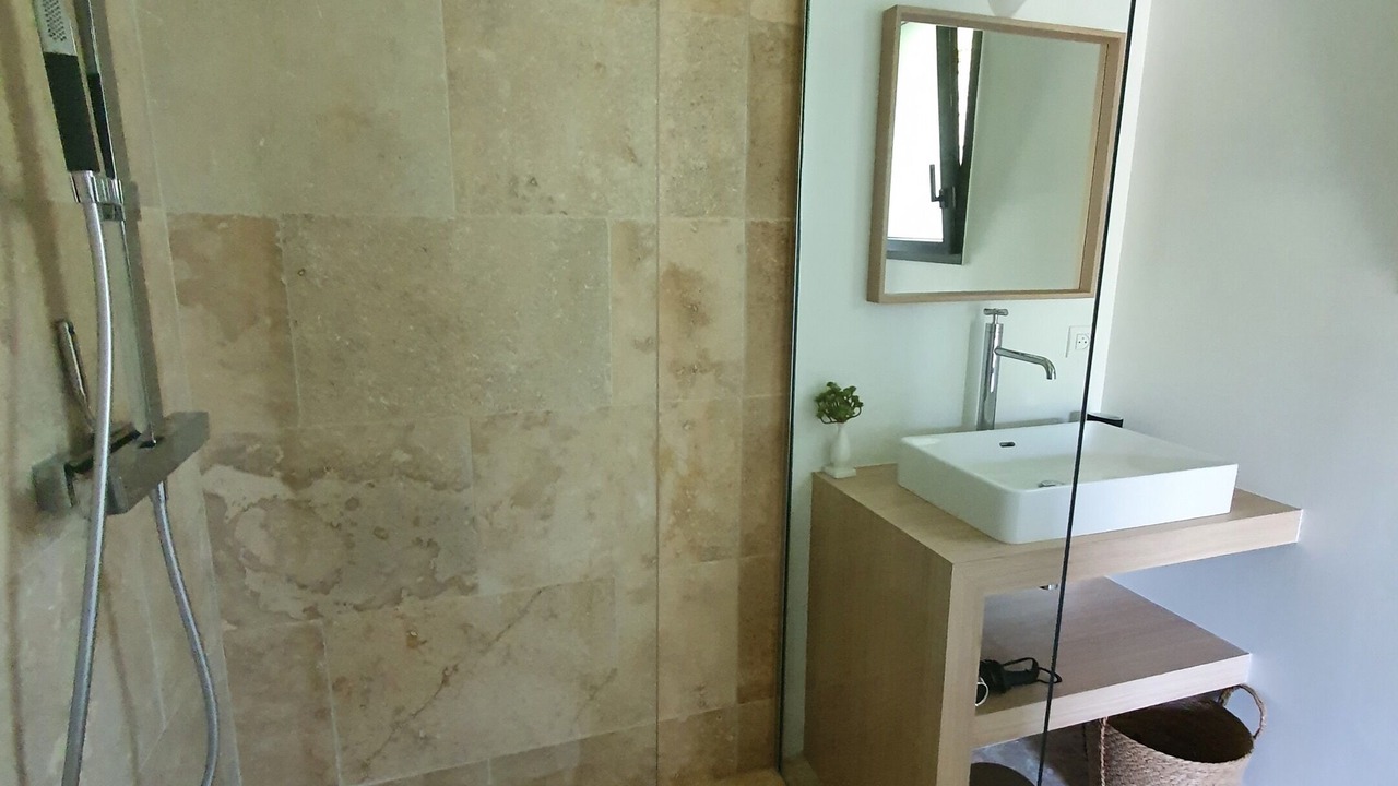 Photo of Bathroom in Gordes