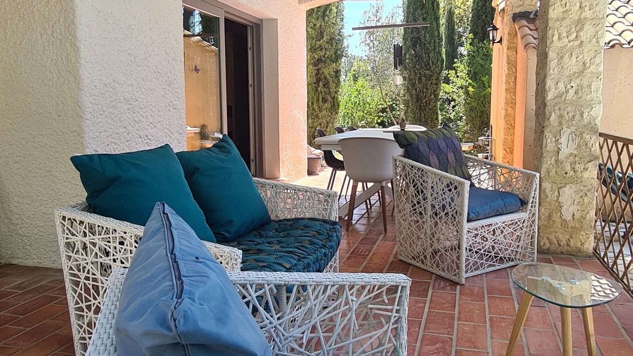Photo of Patio Balcony in Uchaux