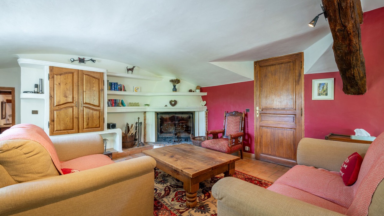 Photo of Livingroom in Menerbes