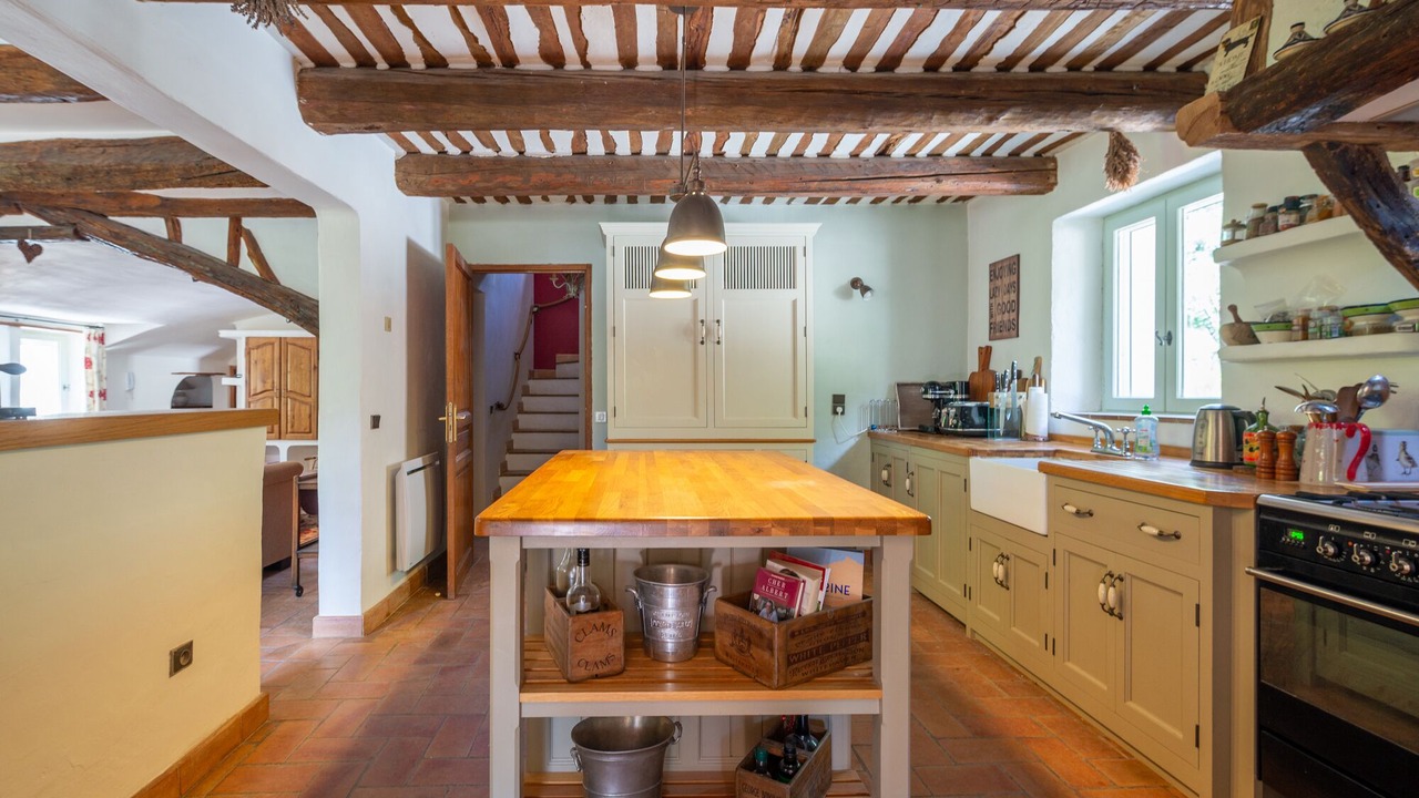 Photo of Kitchen in Menerbes
